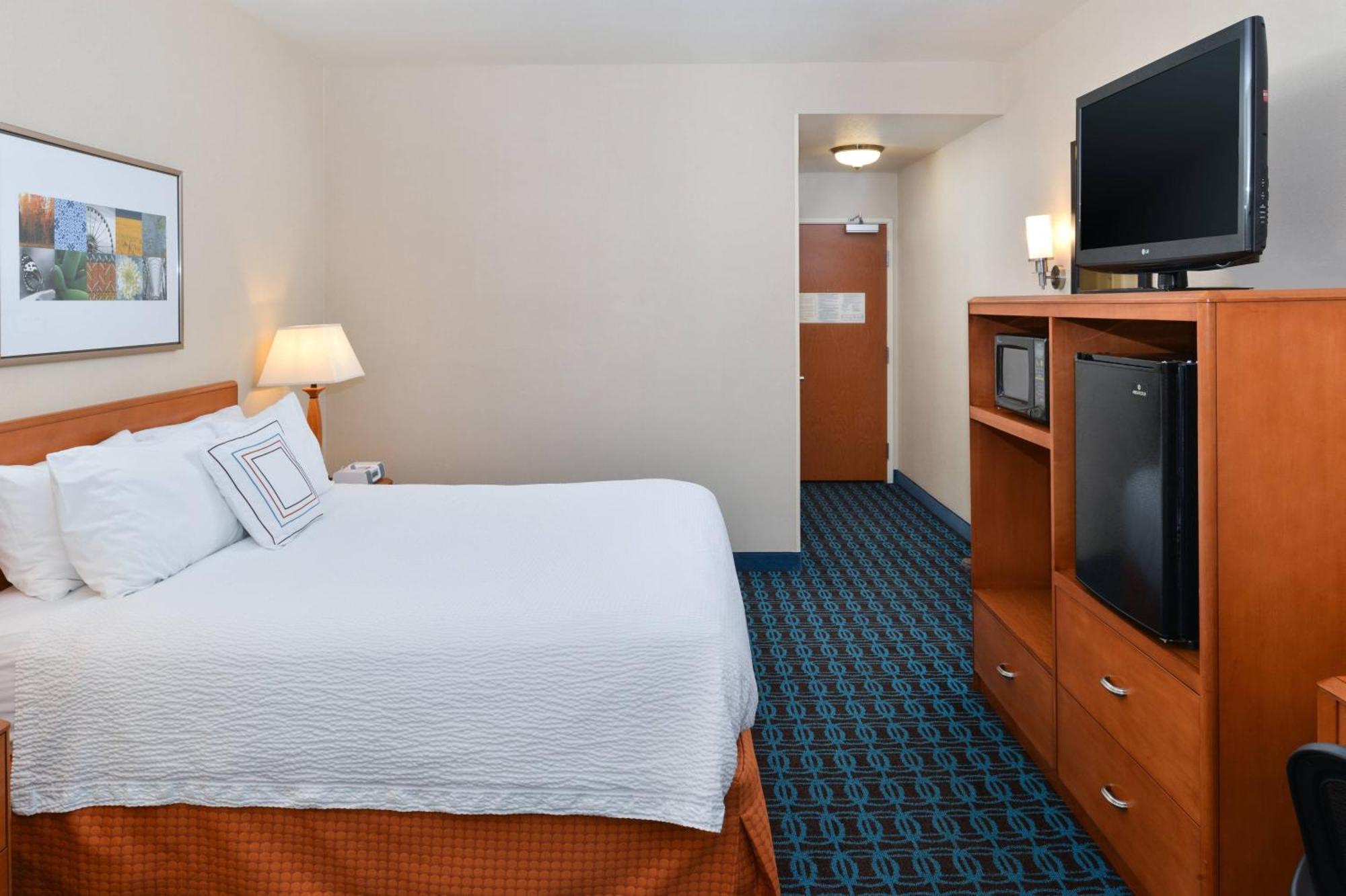 Fairfield Inn And Suites By Marriott Elk Grove Exterior foto